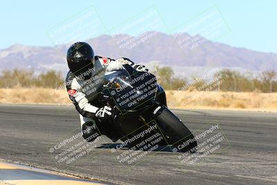 media/Feb-13-2022-SoCal Trackdays (Sun) [[c9210d39ca]]/Turn 7 Inside (1040am)/